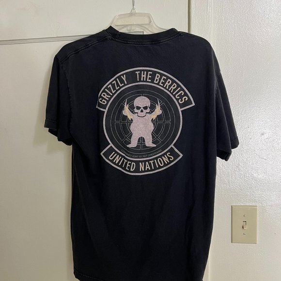 Grizzly x The Berrics collab T-Shirt - Picture 1 of 5